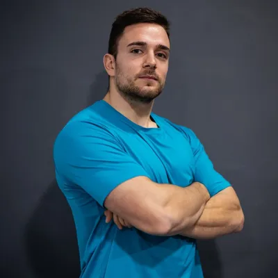 Arturo Sánchez — Strength Coach & Physiotherapist